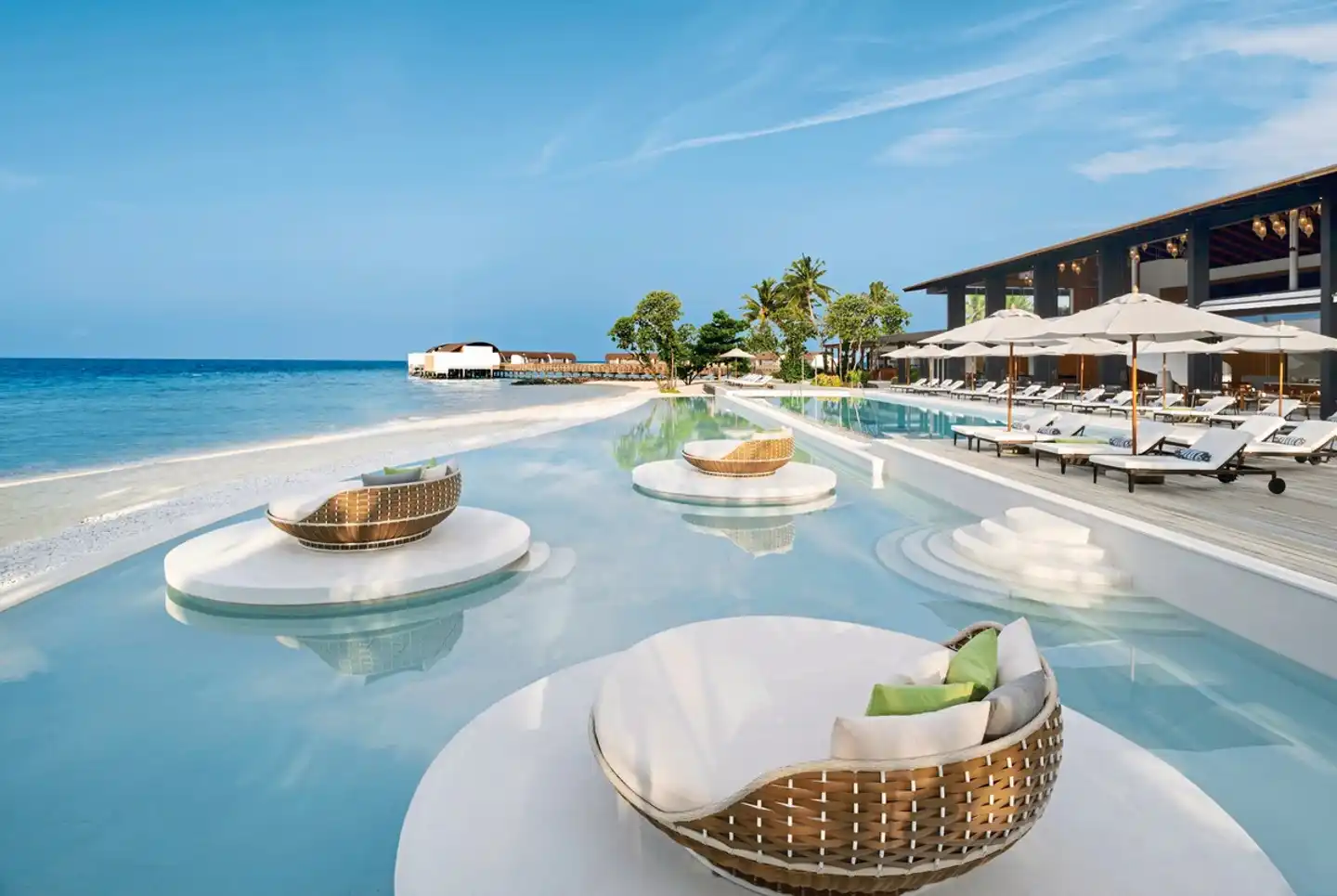 The Westin Maldives Miriandhoo Resort Pool