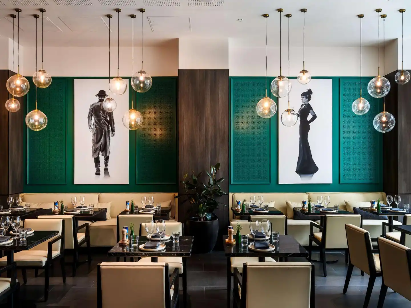 Novotel Melbourne Central Hotel Restaurant