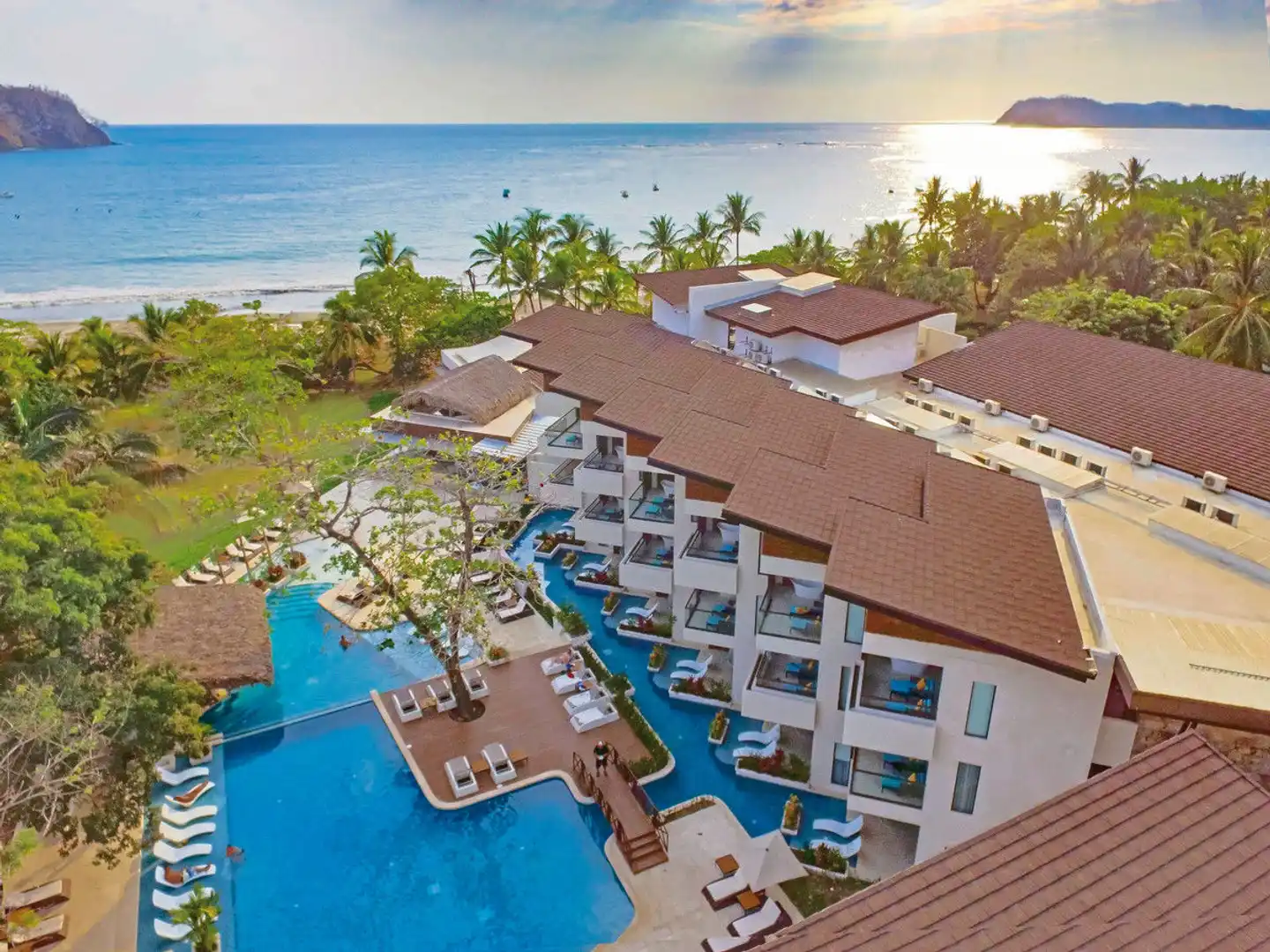 Azura Beach Resort Aussenansicht