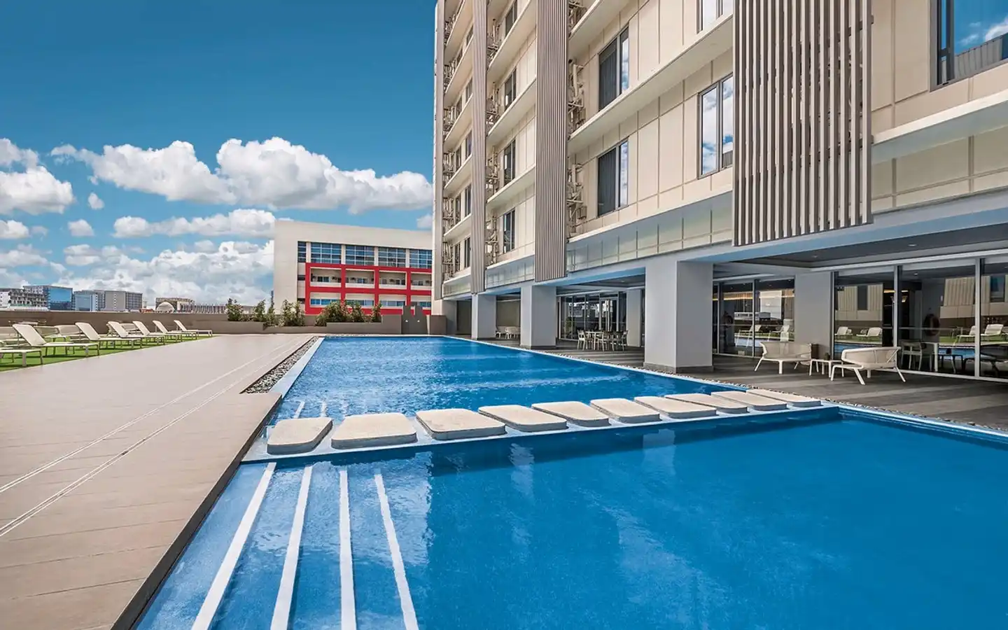 Citadines Bay City Manila Pool
