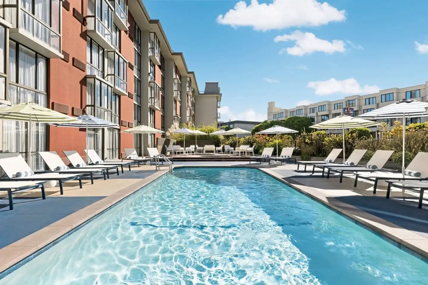 Hotel Caza Fisherman's Wharf Pool