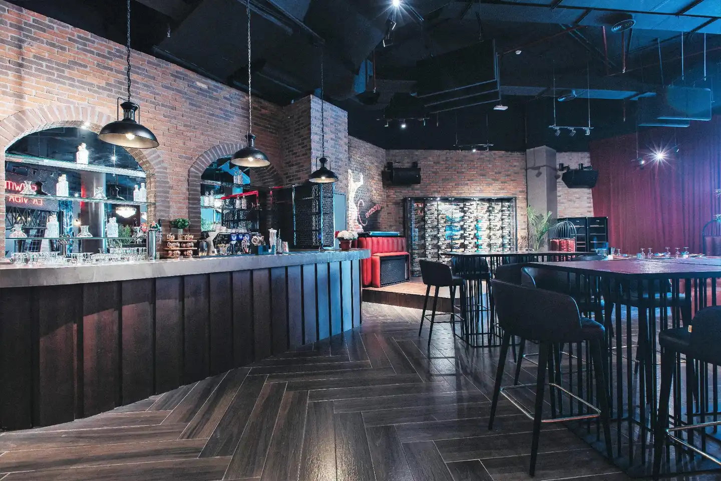 Barceló Al Jaddaf, Dubai Bar