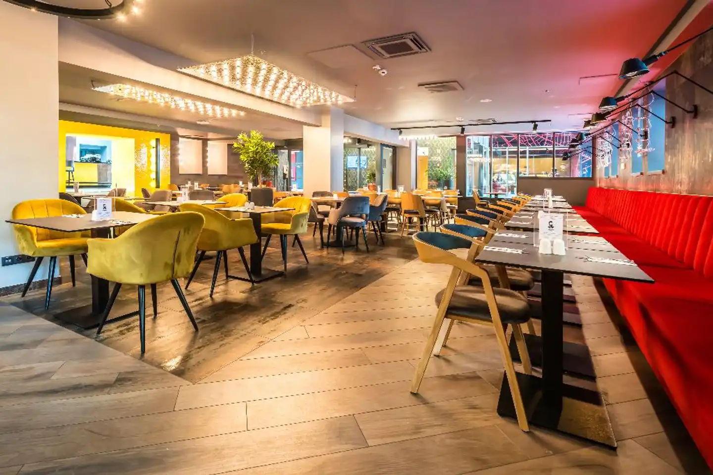 Up Hotel Budapest Restaurant