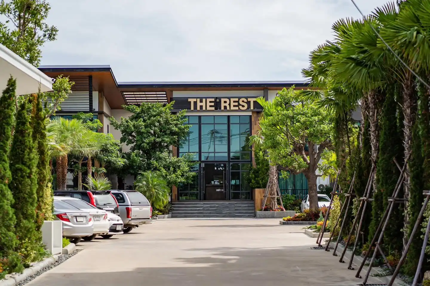 The Rest Hotel - Prachuab kriri khan Aussenansicht