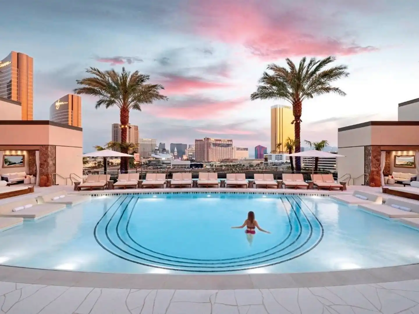 Conrad Las Vegas at Resorts World Pool