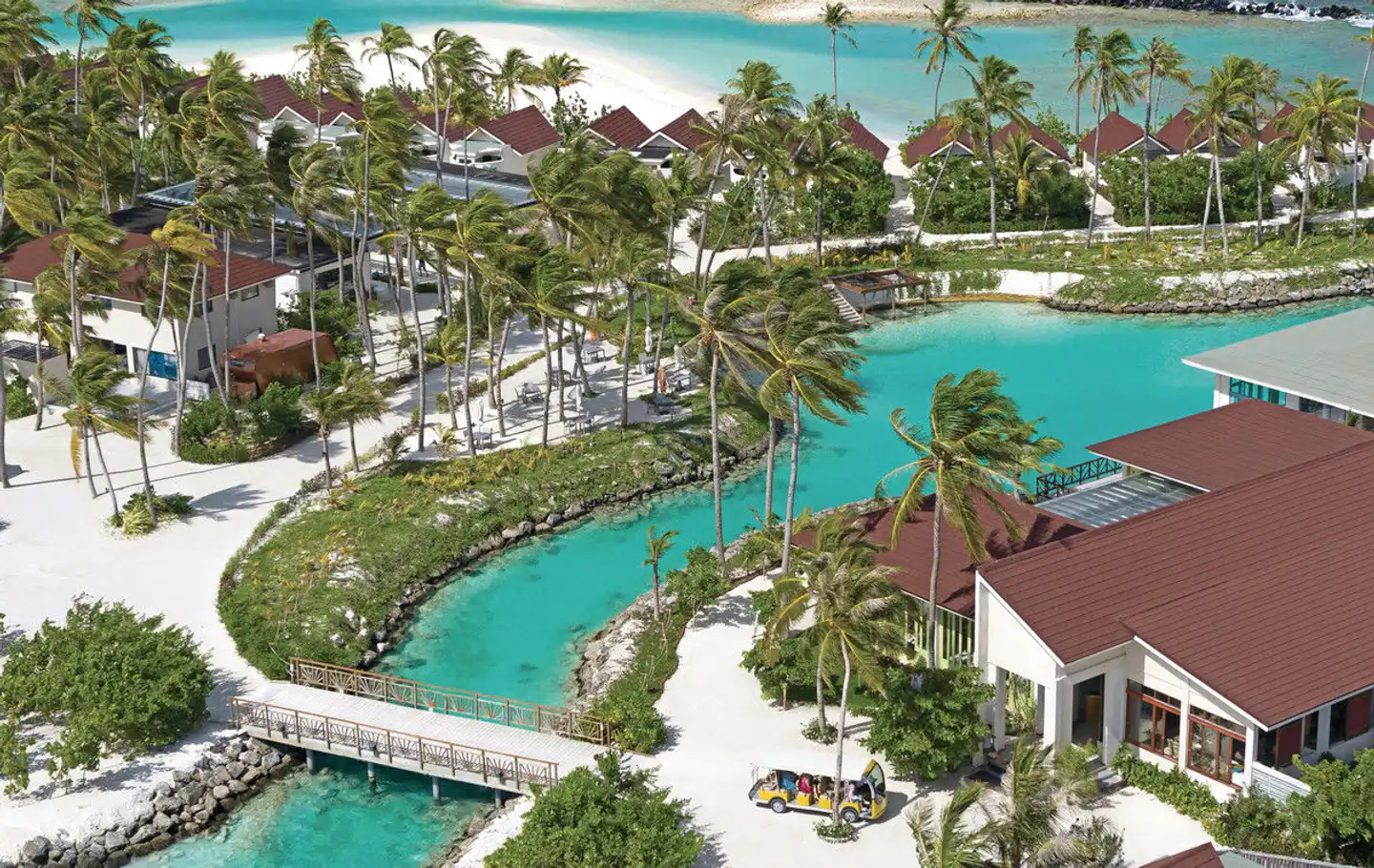 OBLU XPERIENCE Ailafushi Pool