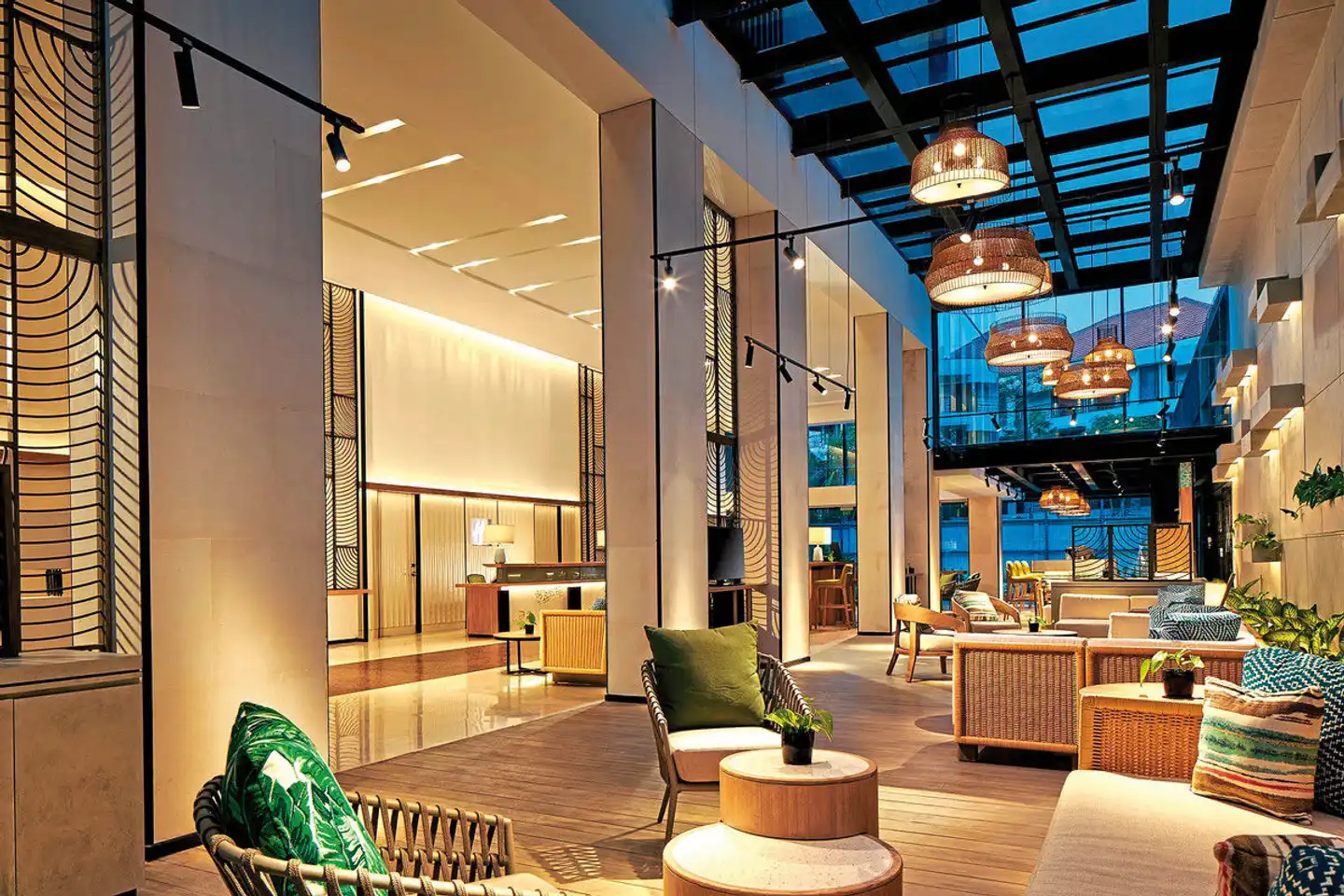 Holiday Inn Bali Sanur Lobby