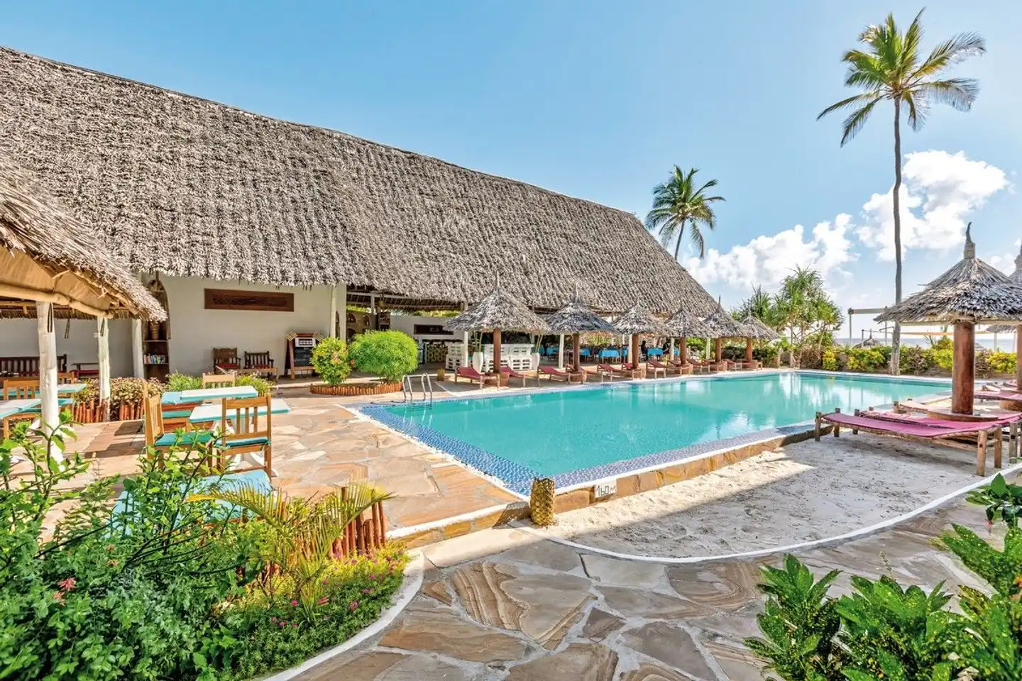 AHG Sun Bay Mlilile Beach Pool