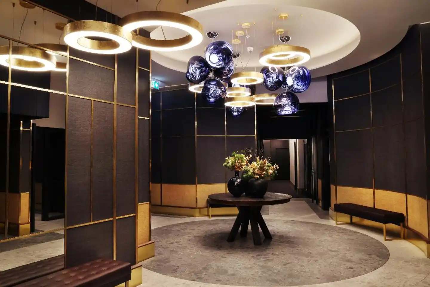 Hótel Reykjavík Saga Lobby