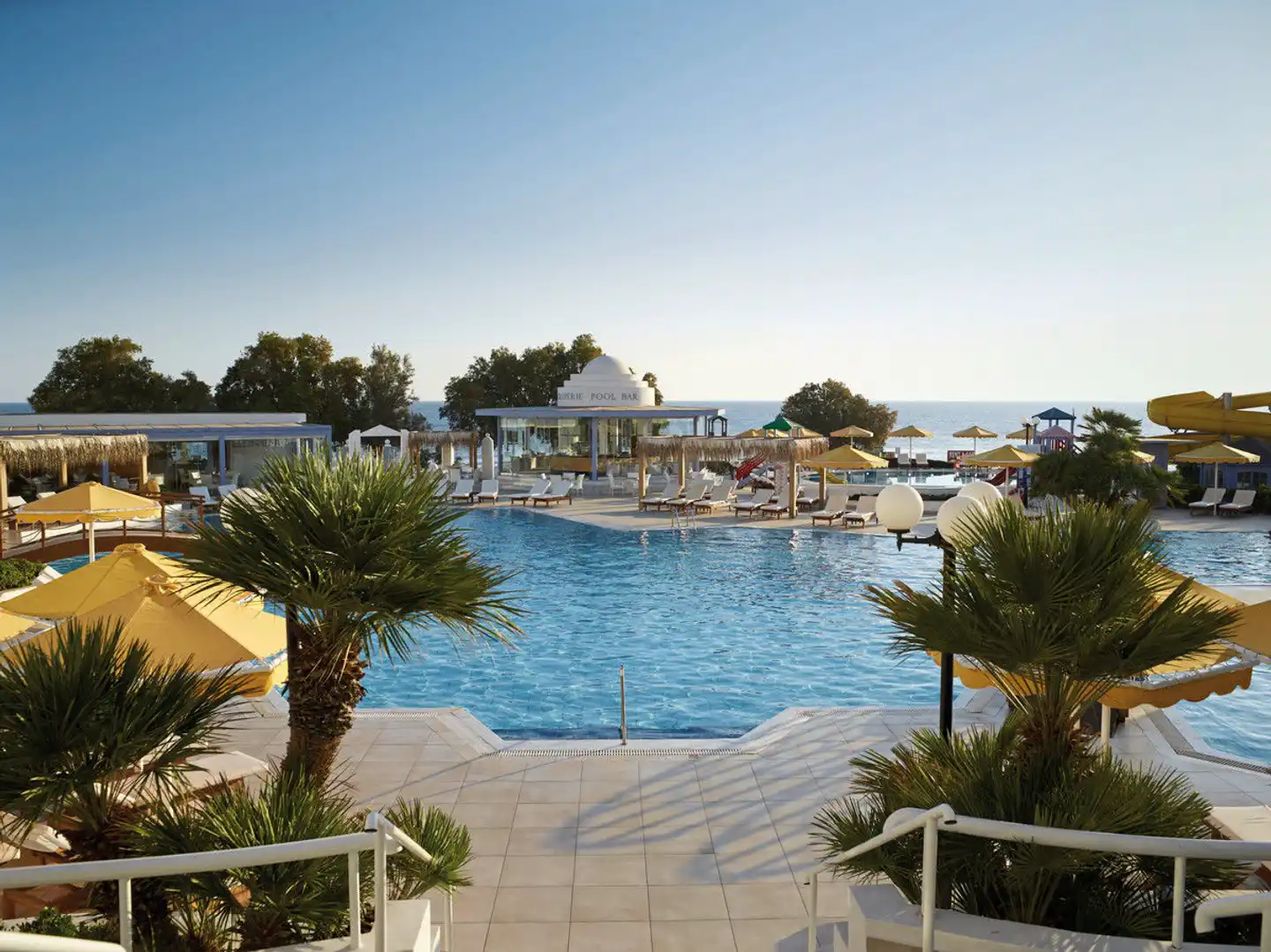 Serita Beach Pool