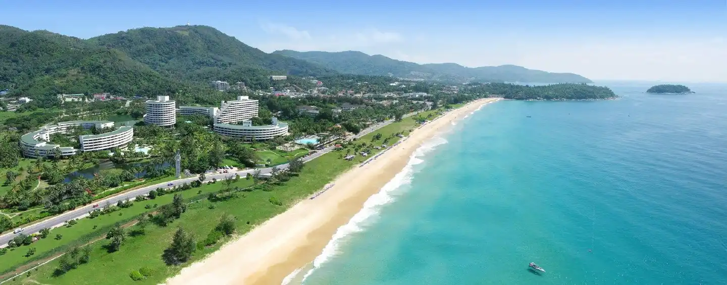 Pullman Phuket Karon Beach Resort Landschaft
