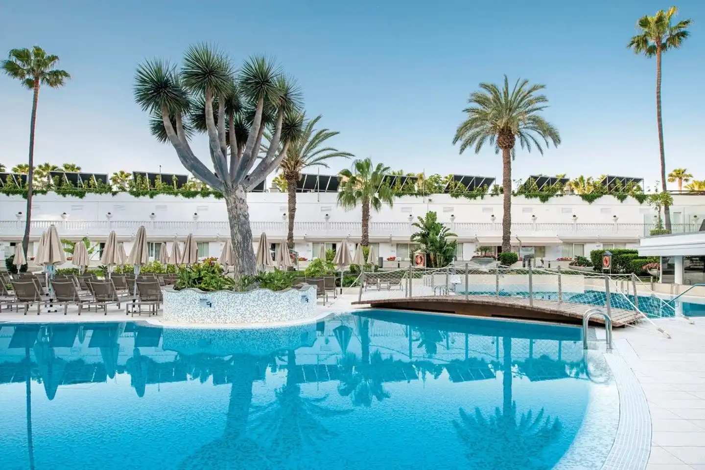 Spring Vulcano Pool