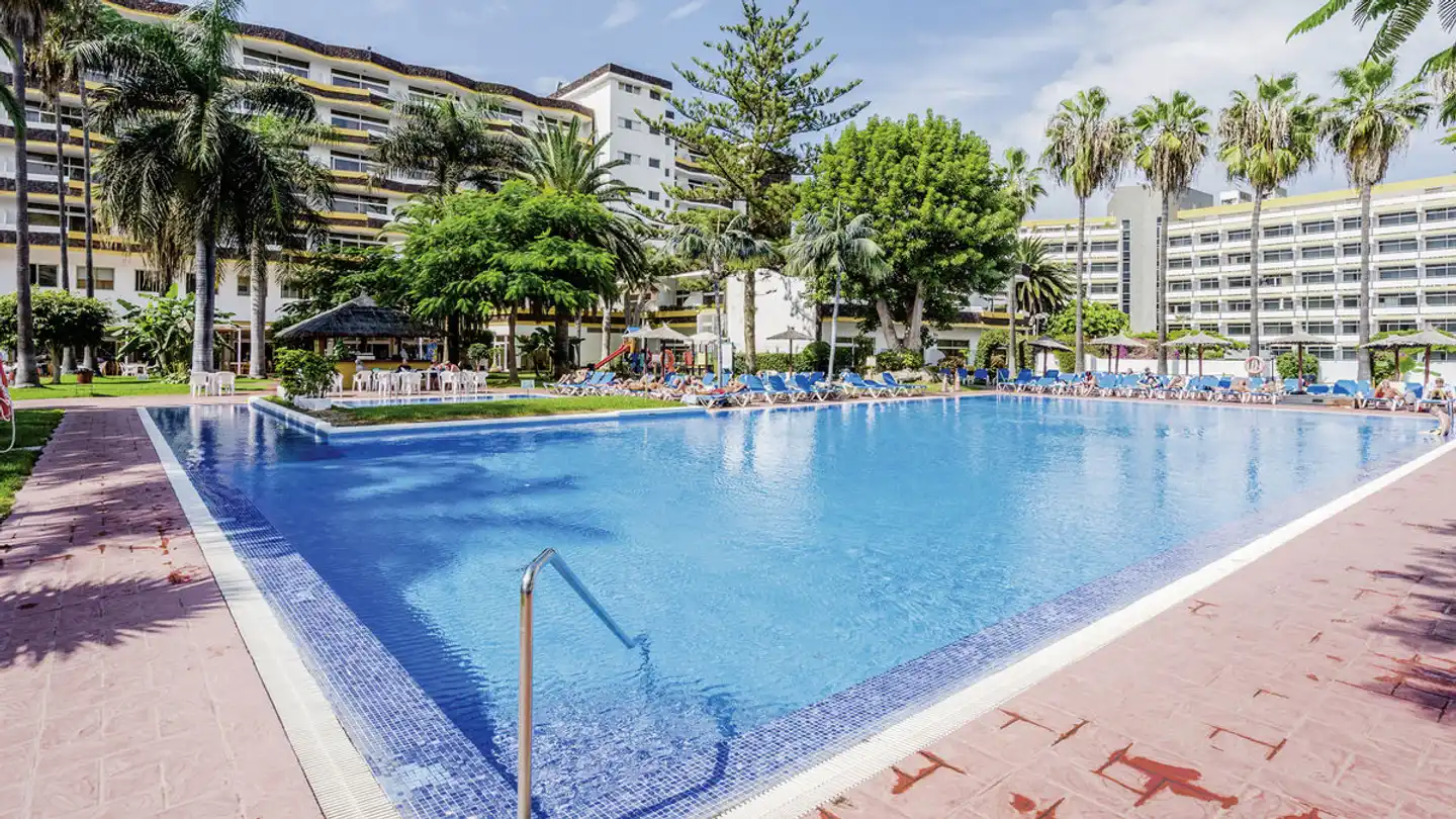 Blue Sea Puerto Resort Pool
