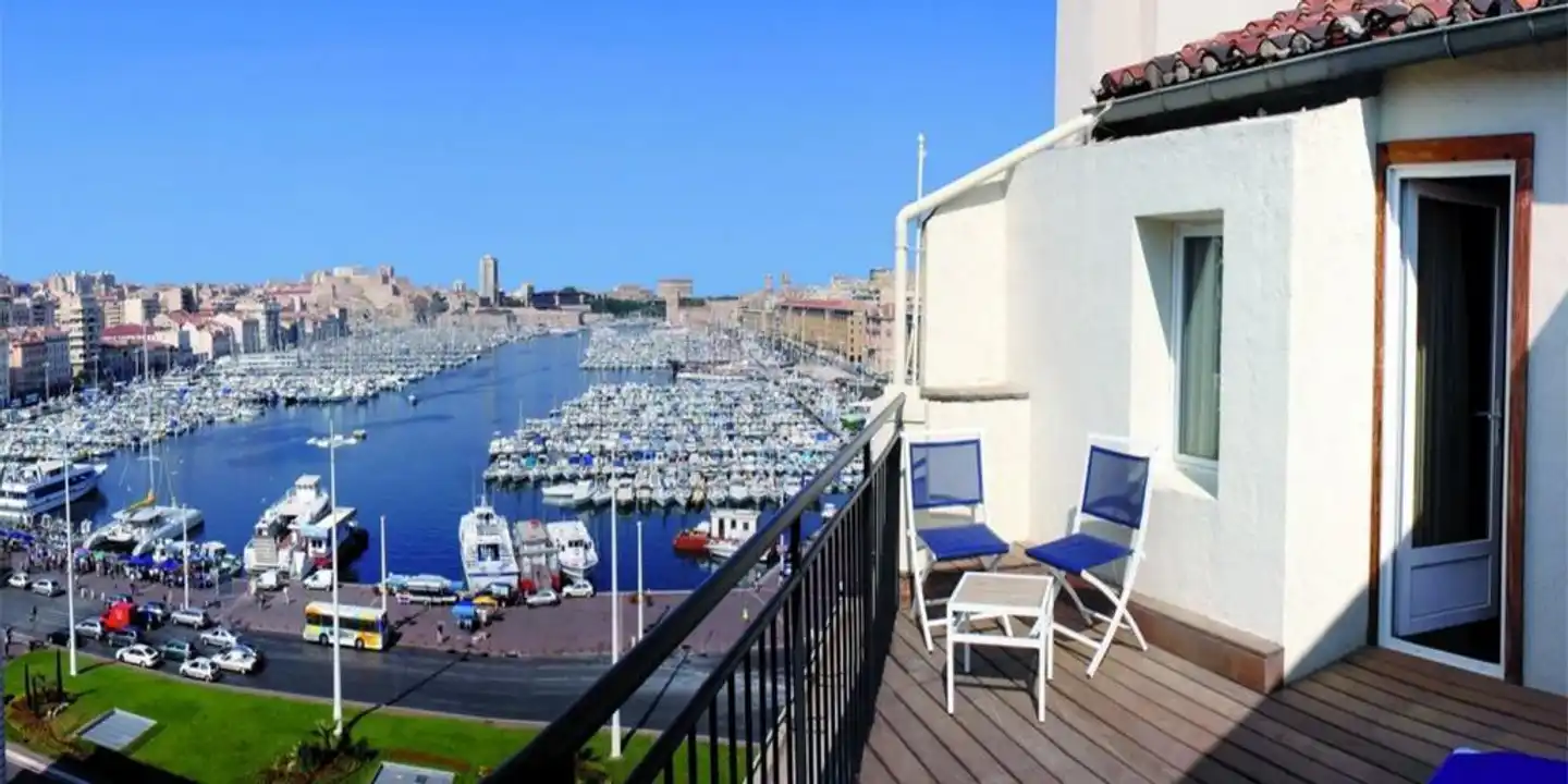 New Hotel Le Quai Terrasse