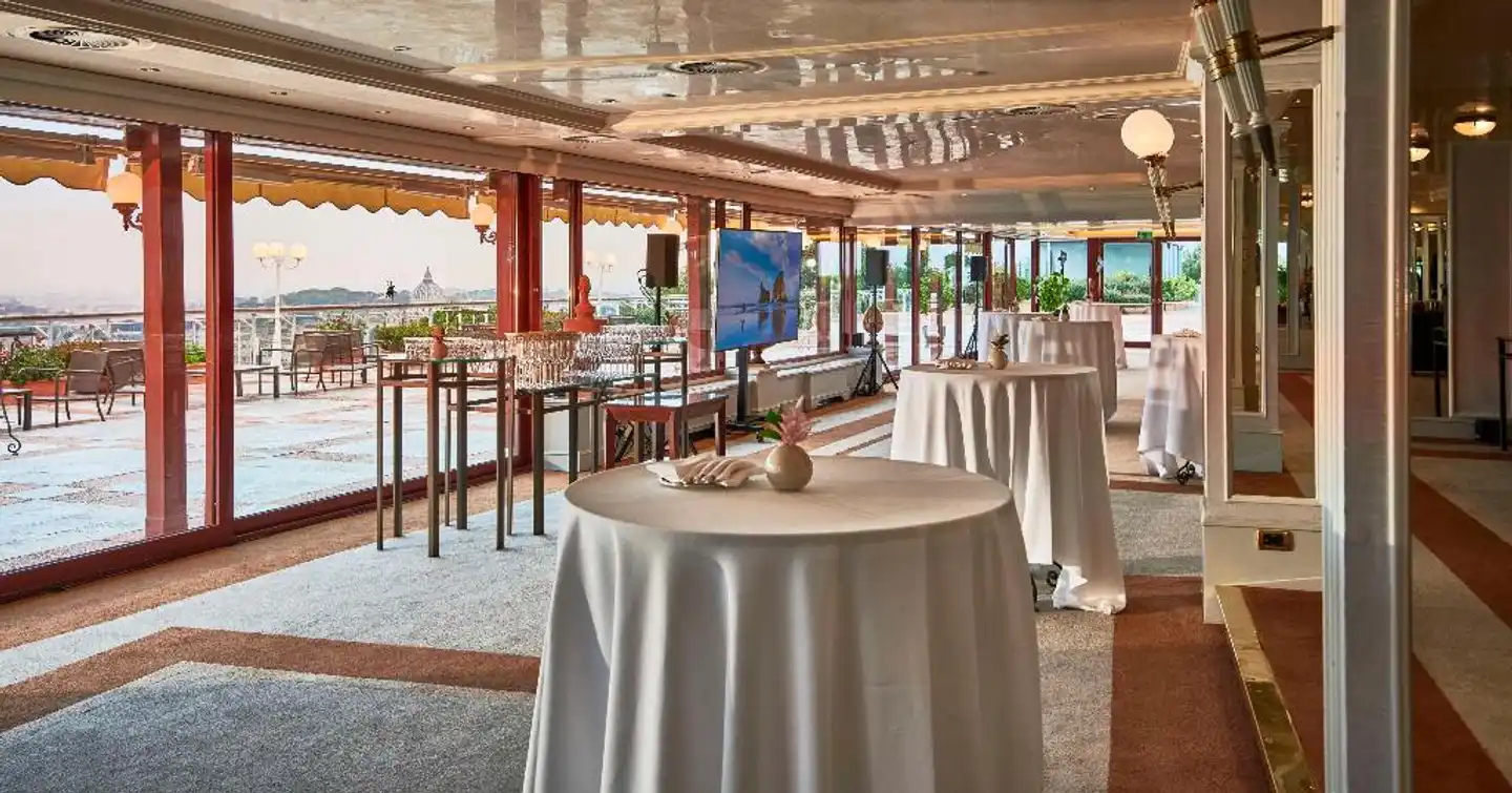 Rome Cavalieri a Waldorf Astoria Resort Restaurant