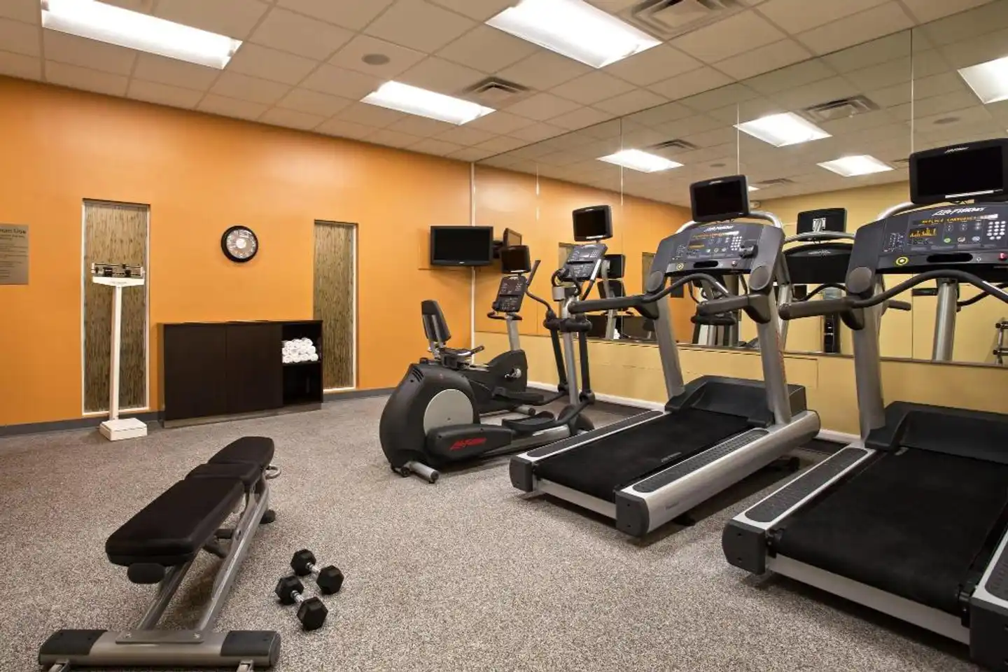 Fairfield Inn & Suites by Marriott Key West Sport und Entertainment