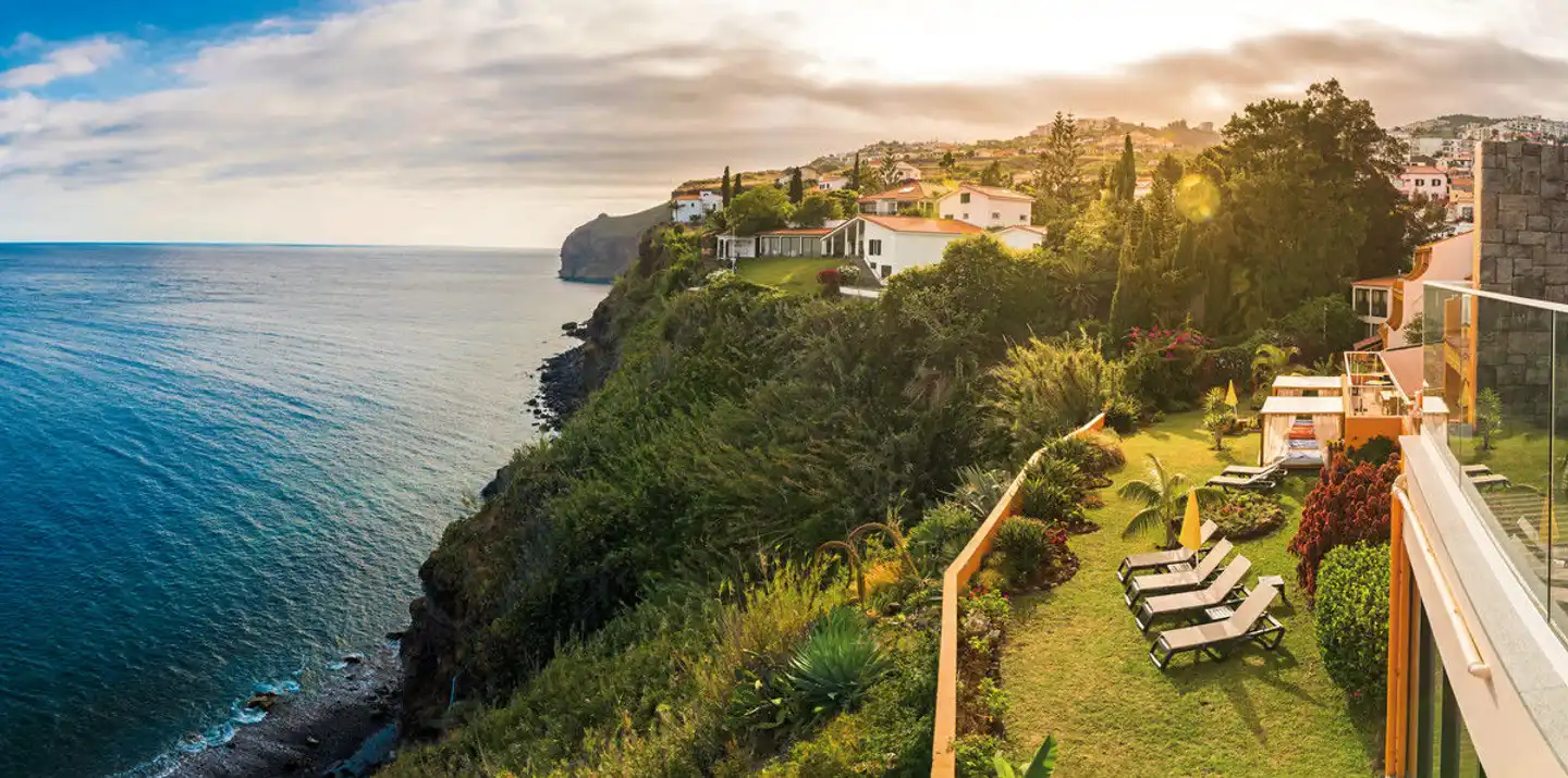 Alpino Atlantico Ayurveda Hotel Landschaft