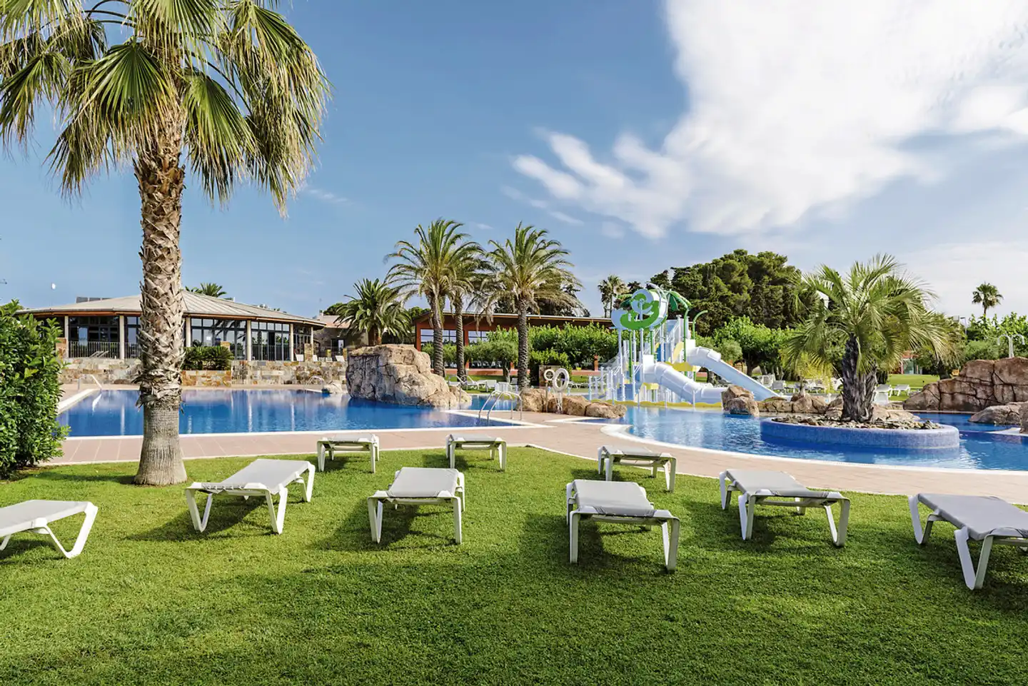Estival Eldorado Resort Pool