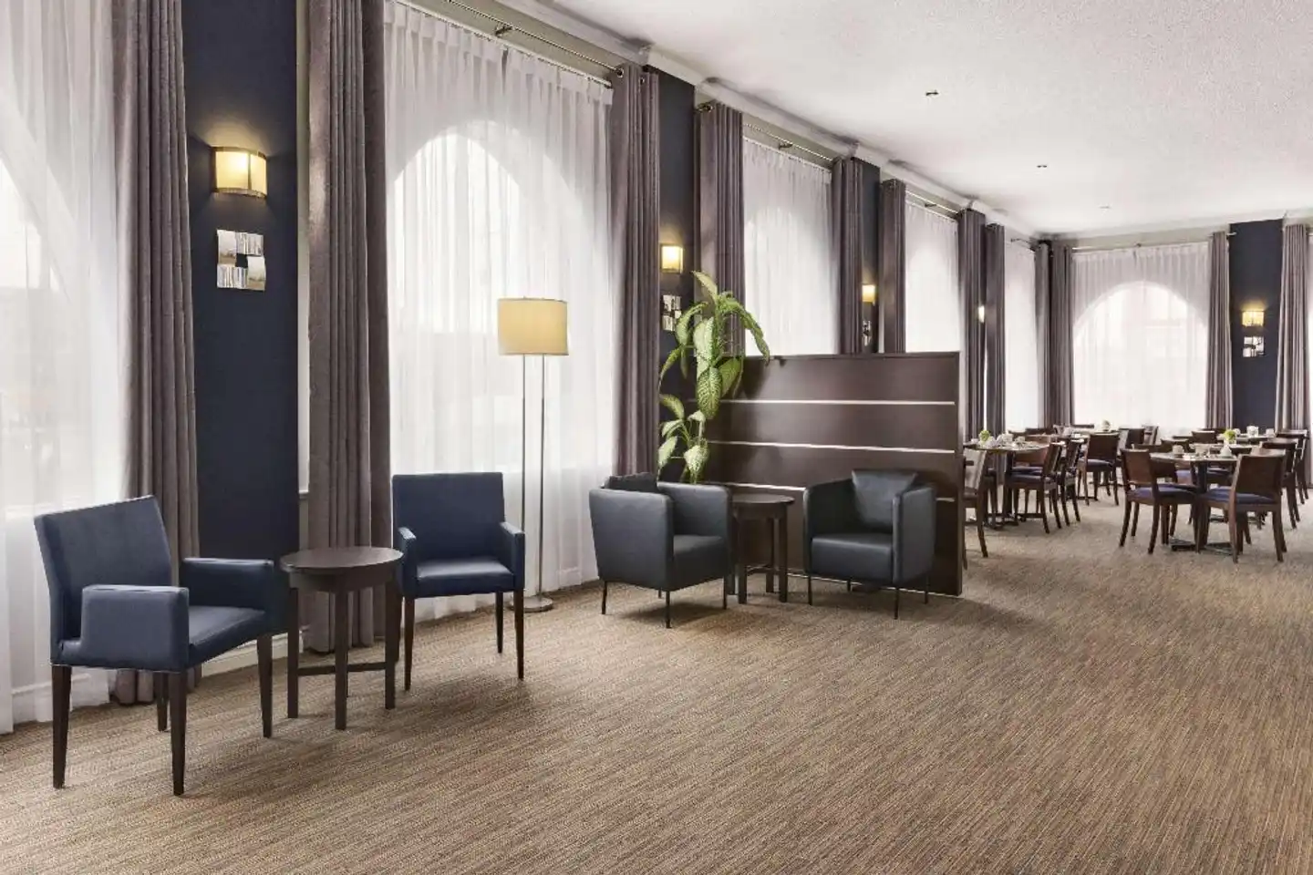 Days Inn by Wyndham Montreal Airport Conference Centre Lobby