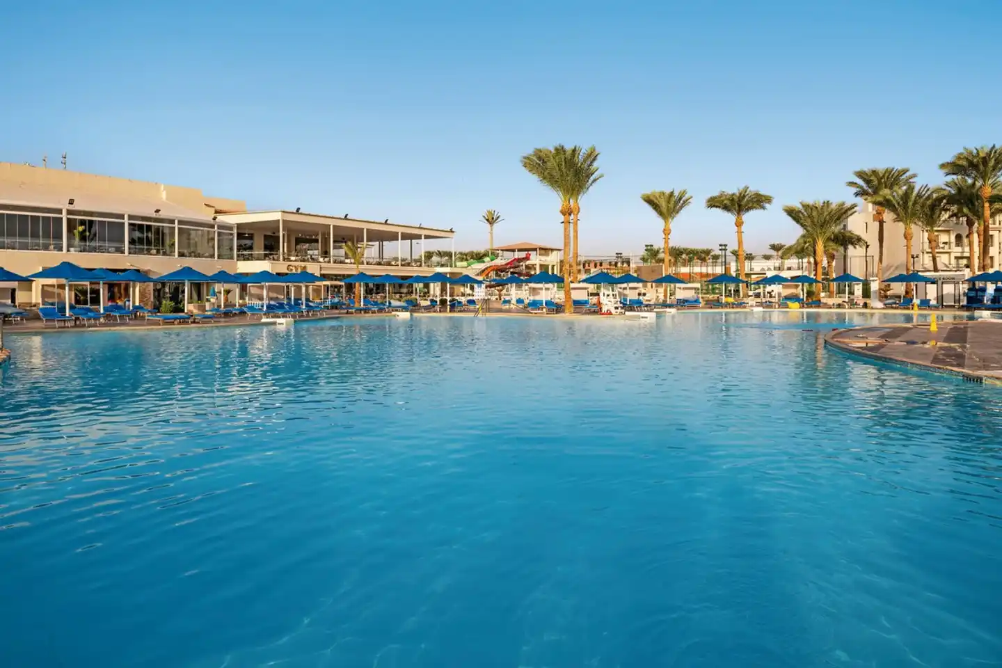 Pickalbatros Dana Beach Resort Pool