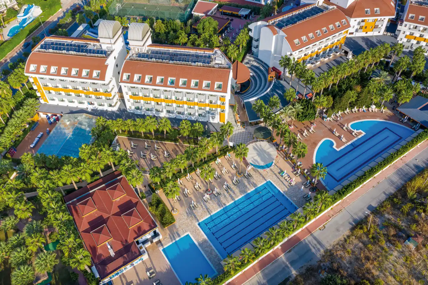 Hane Family Resort Aussenansicht