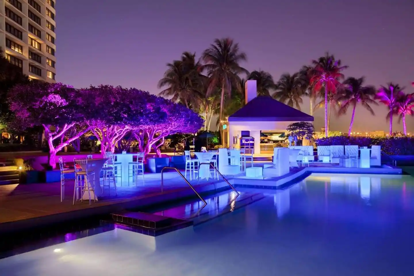 Hilton Miami Airport Blue Lagoon Pool