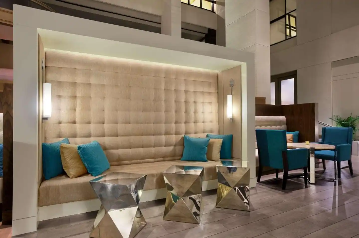 Hilton Miami Airport Blue Lagoon Lobby