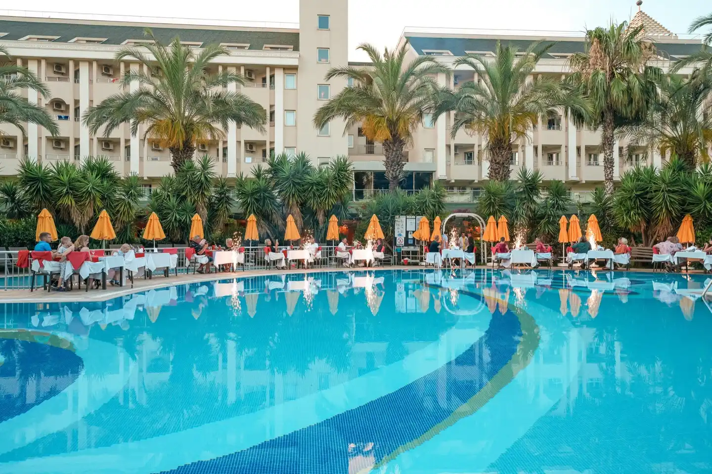 Calimera Hane Garden Pool