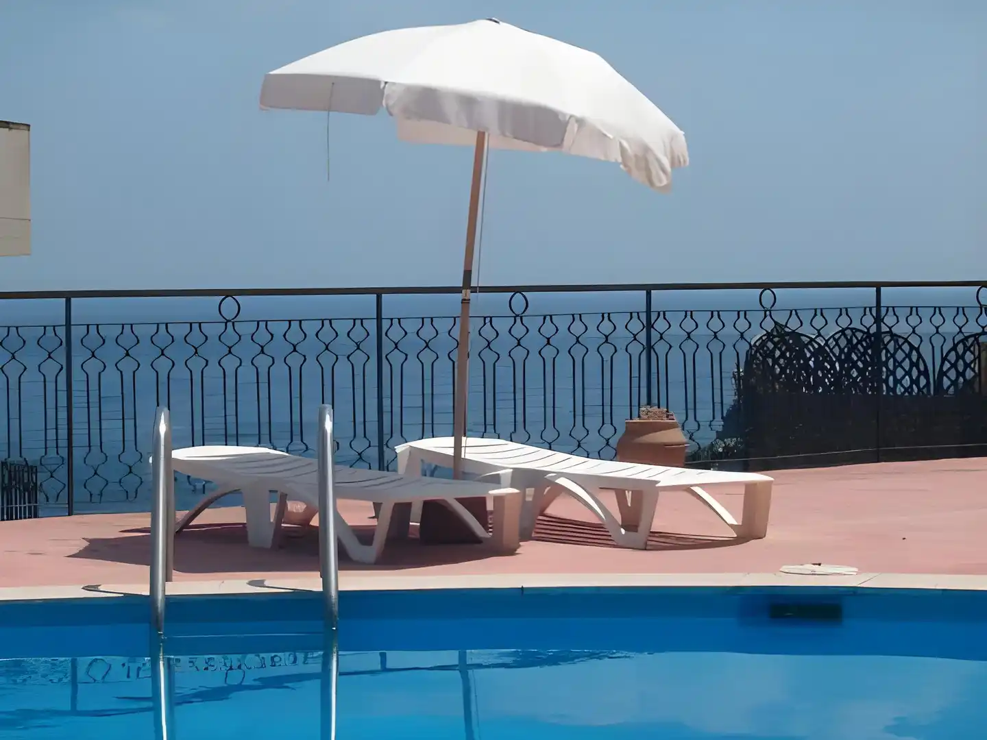 Hotel Isola Bella Pool