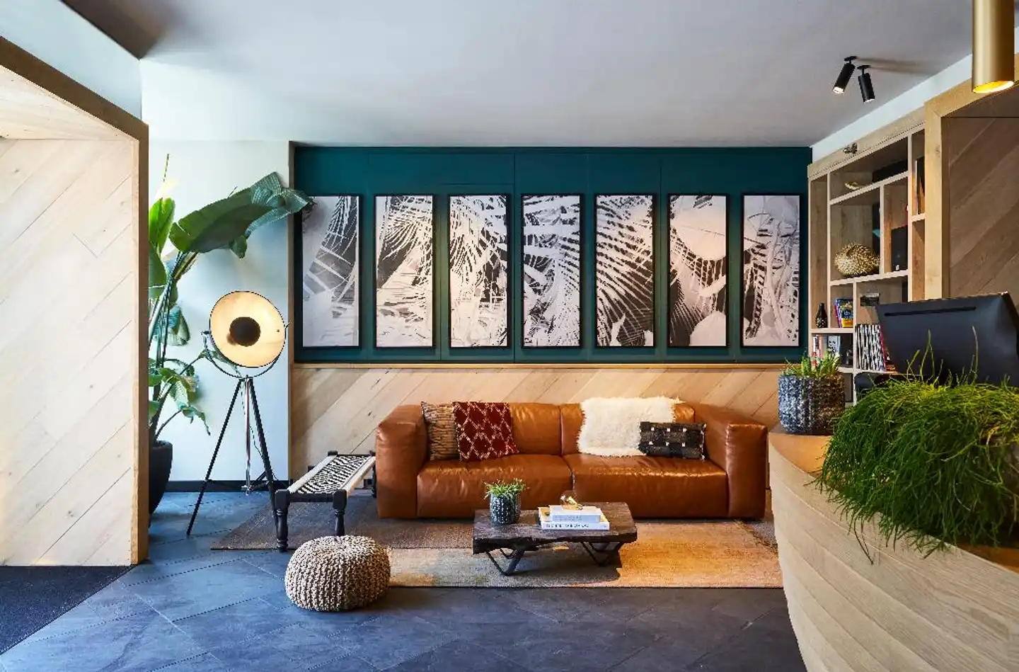 Hotel Indigo Antwerp - City Centre Lobby