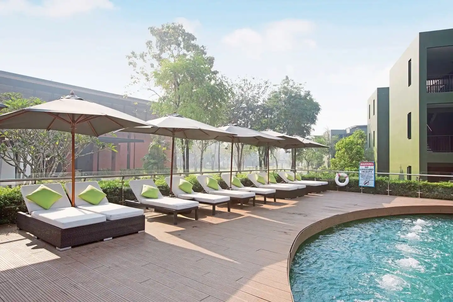 Mida Resort Kanchanaburi Pool