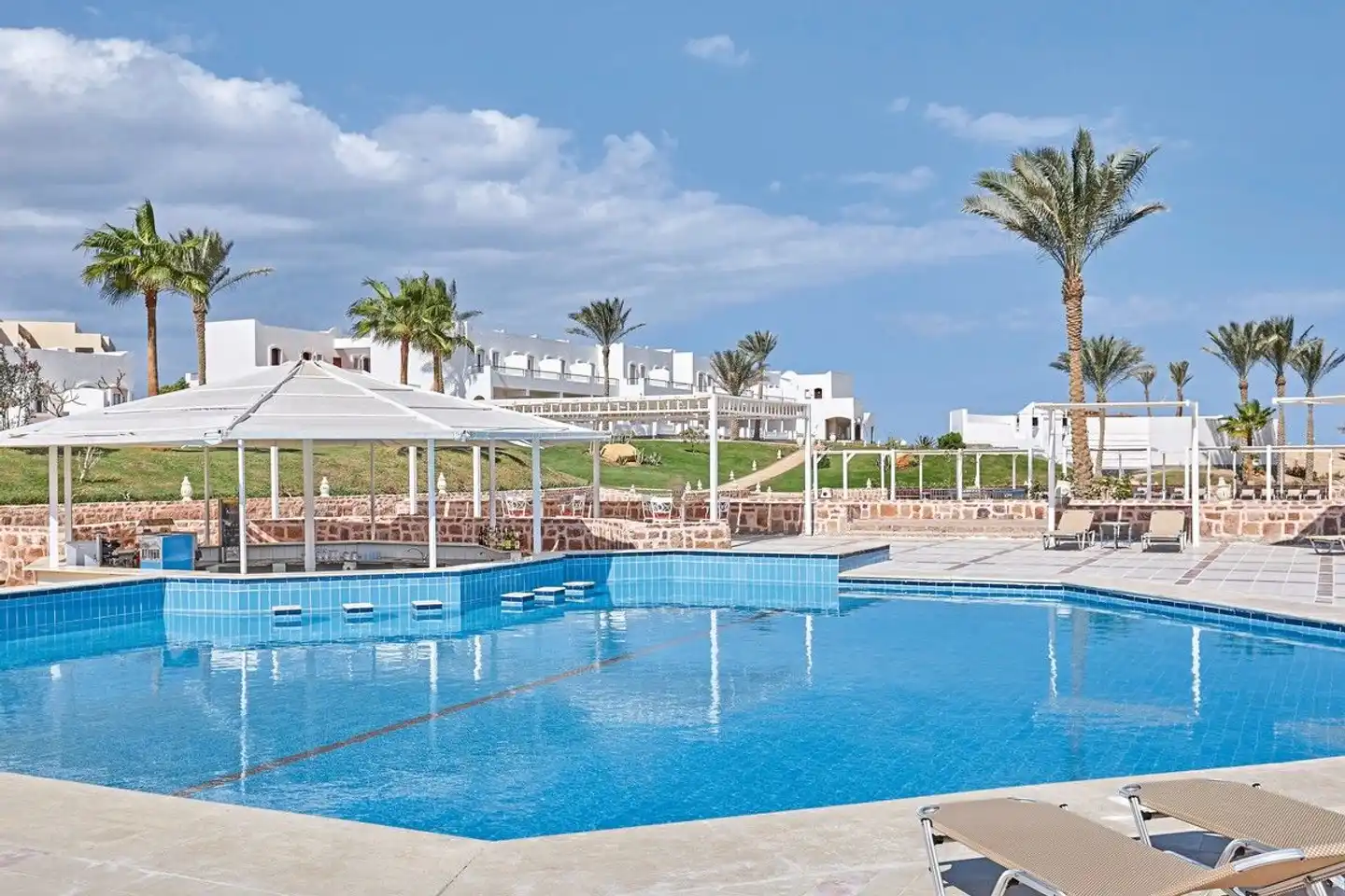 JAZ Neo Reef Marsa Pool
