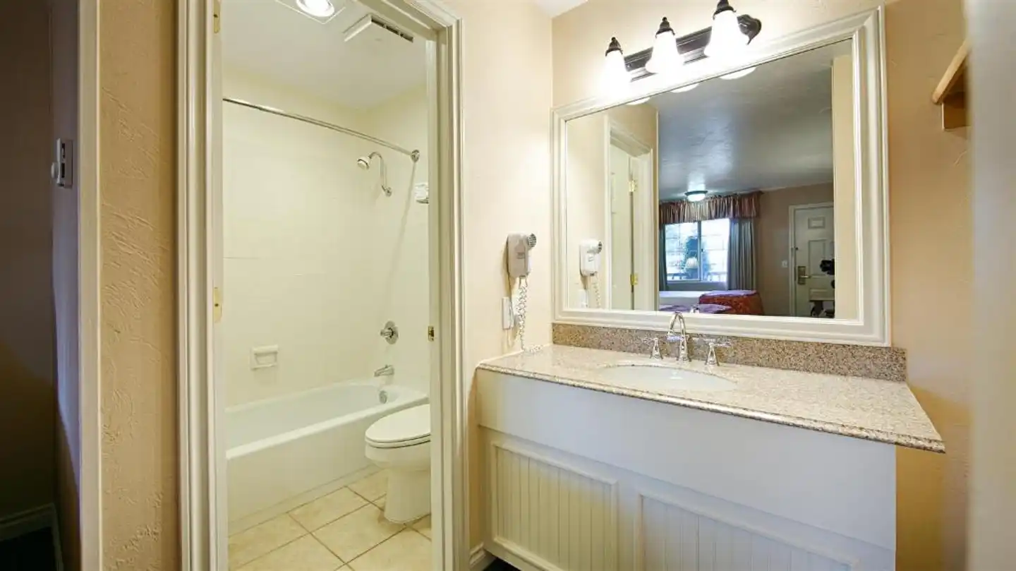 Best Western Country Lane Inn Badezimmer