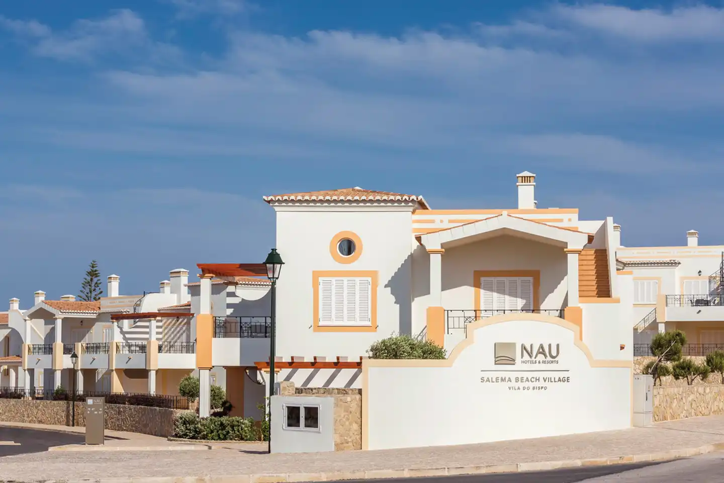 NAU Salema Beach Village Aussenansicht