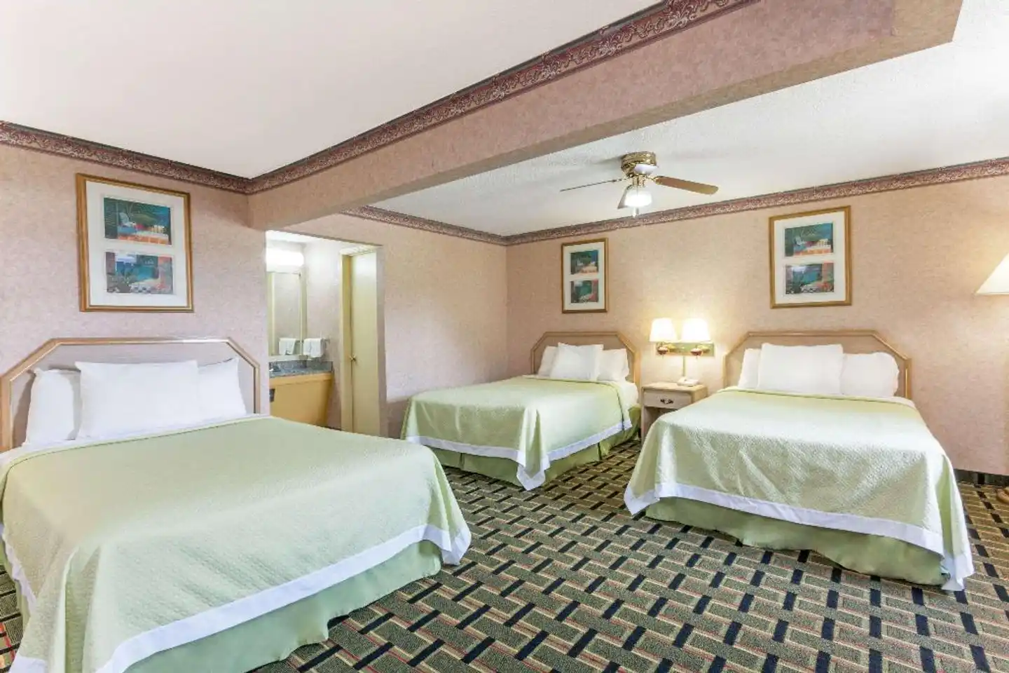 Days Inn by Wyndham Holladay Wohnbeispiel