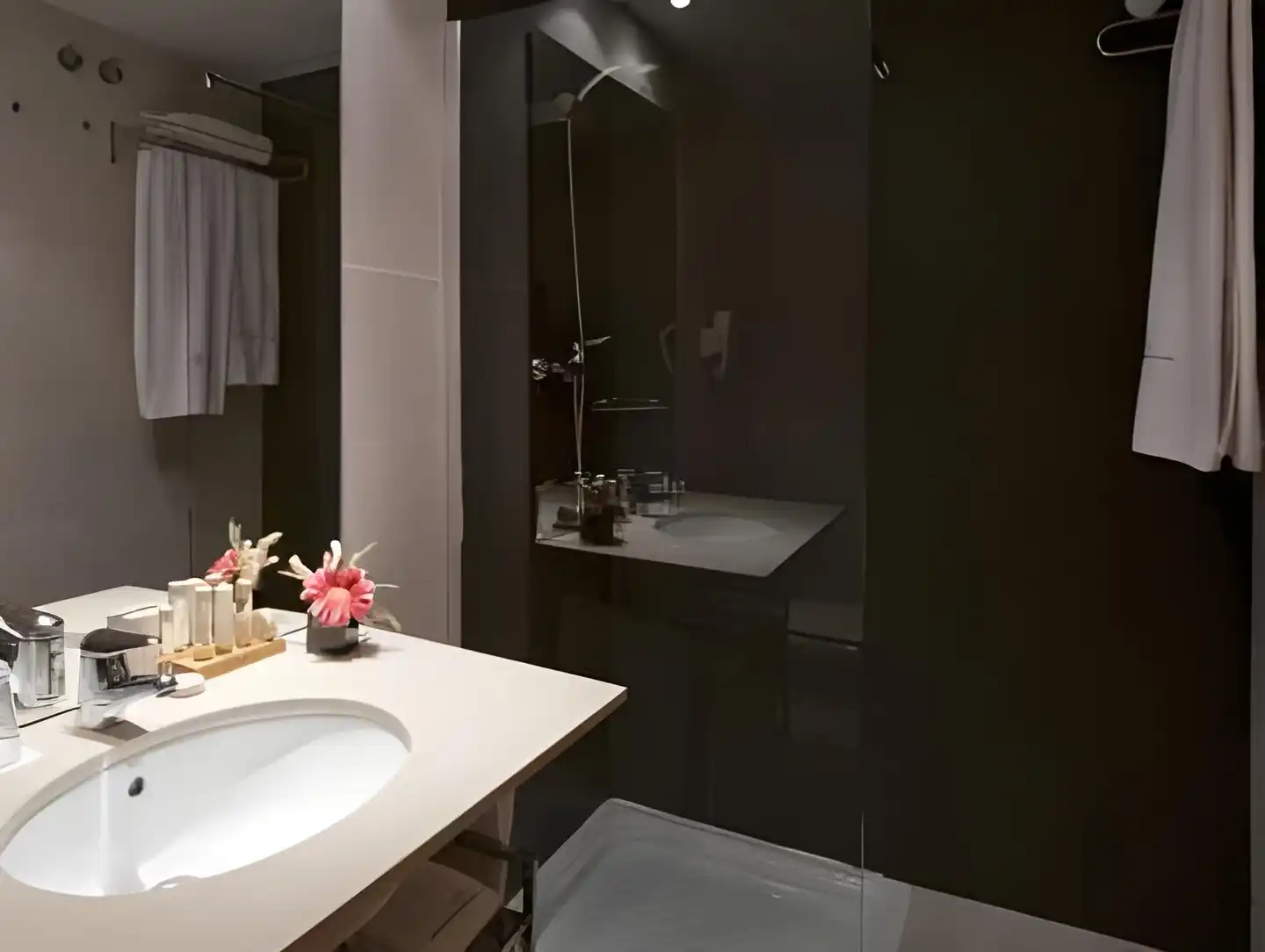 Amister Apartments Badezimmer