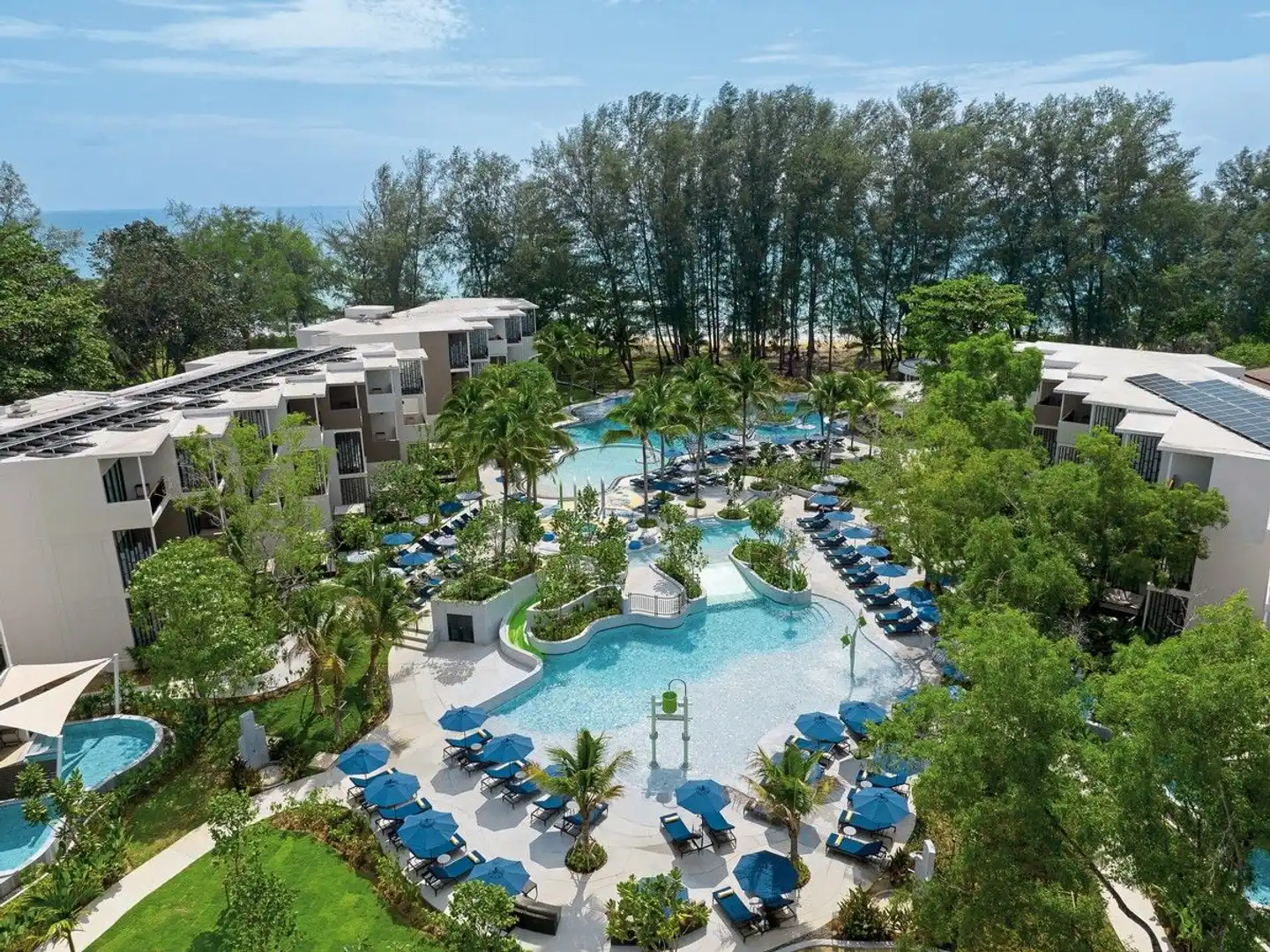Le Méridien Phuket Mai Khao Beach Resort Aussenansicht