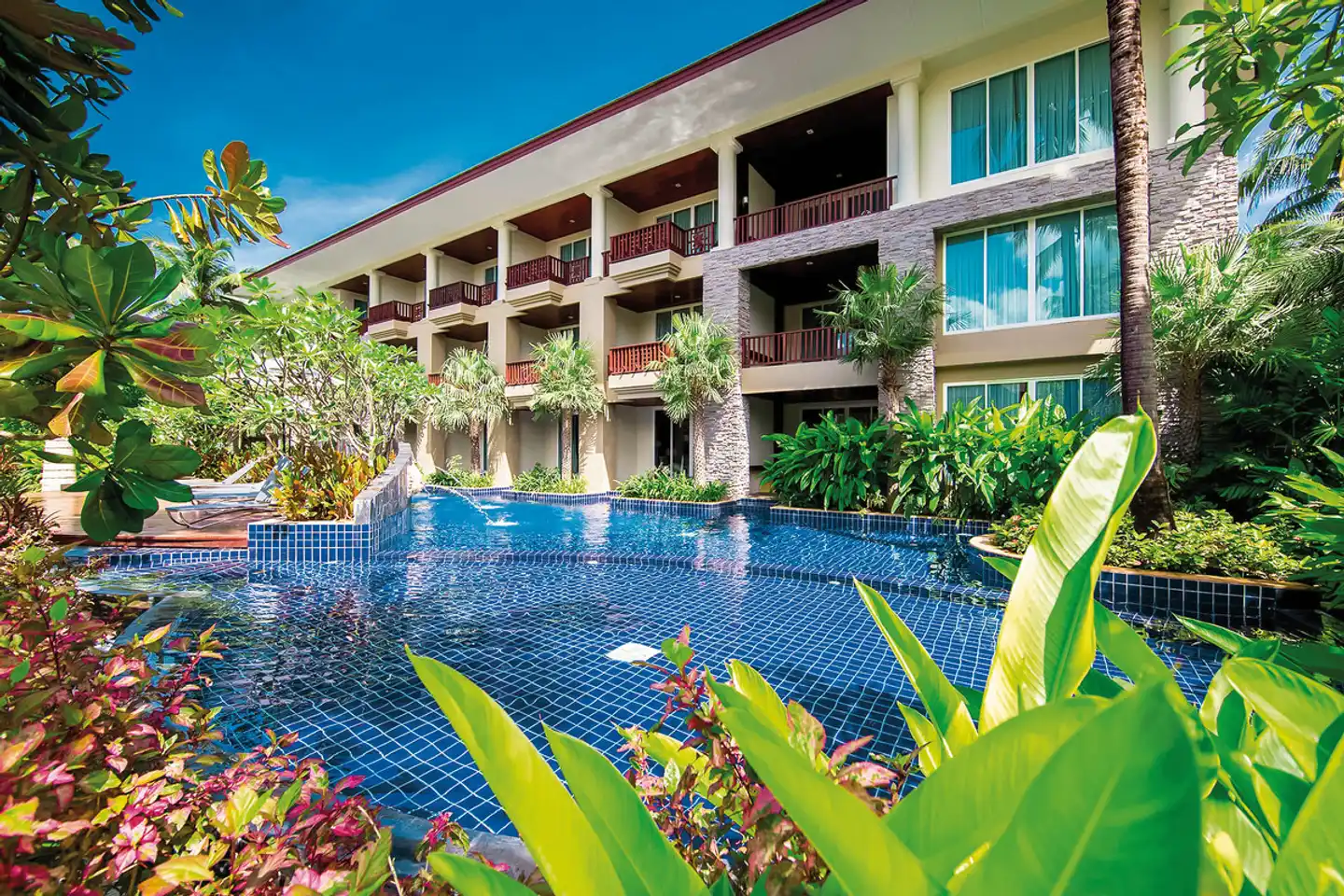 Graceland Khaolak Beach Resort Pool