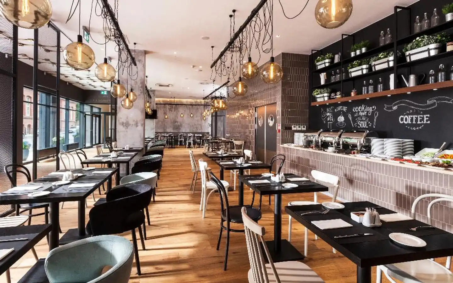 Hotel Sadova Bar