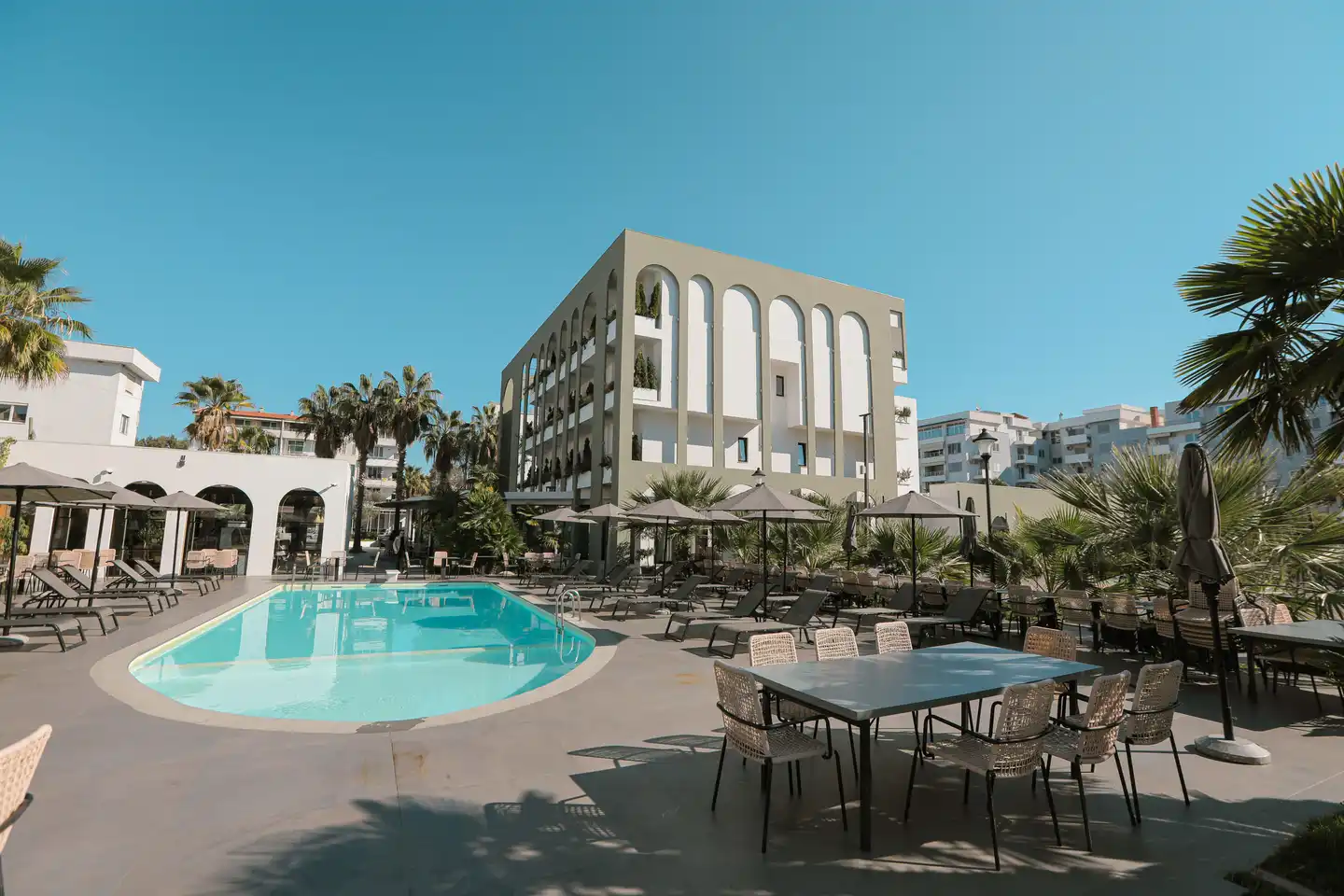 Garden Hotel Pool