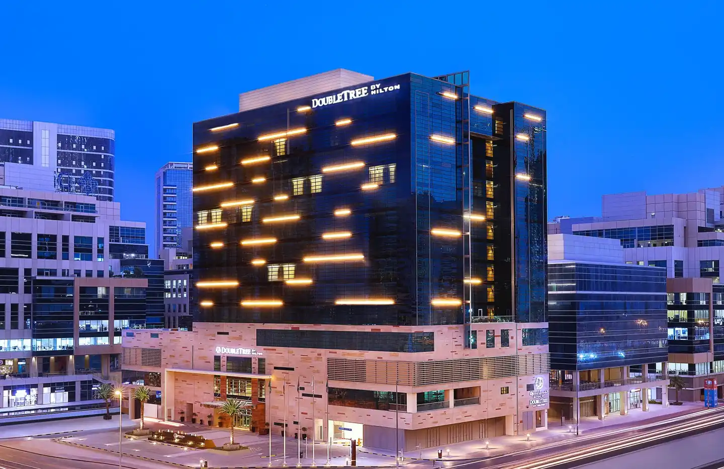 DoubleTree by Hilton Dubai - Business Bay OUTDOOR