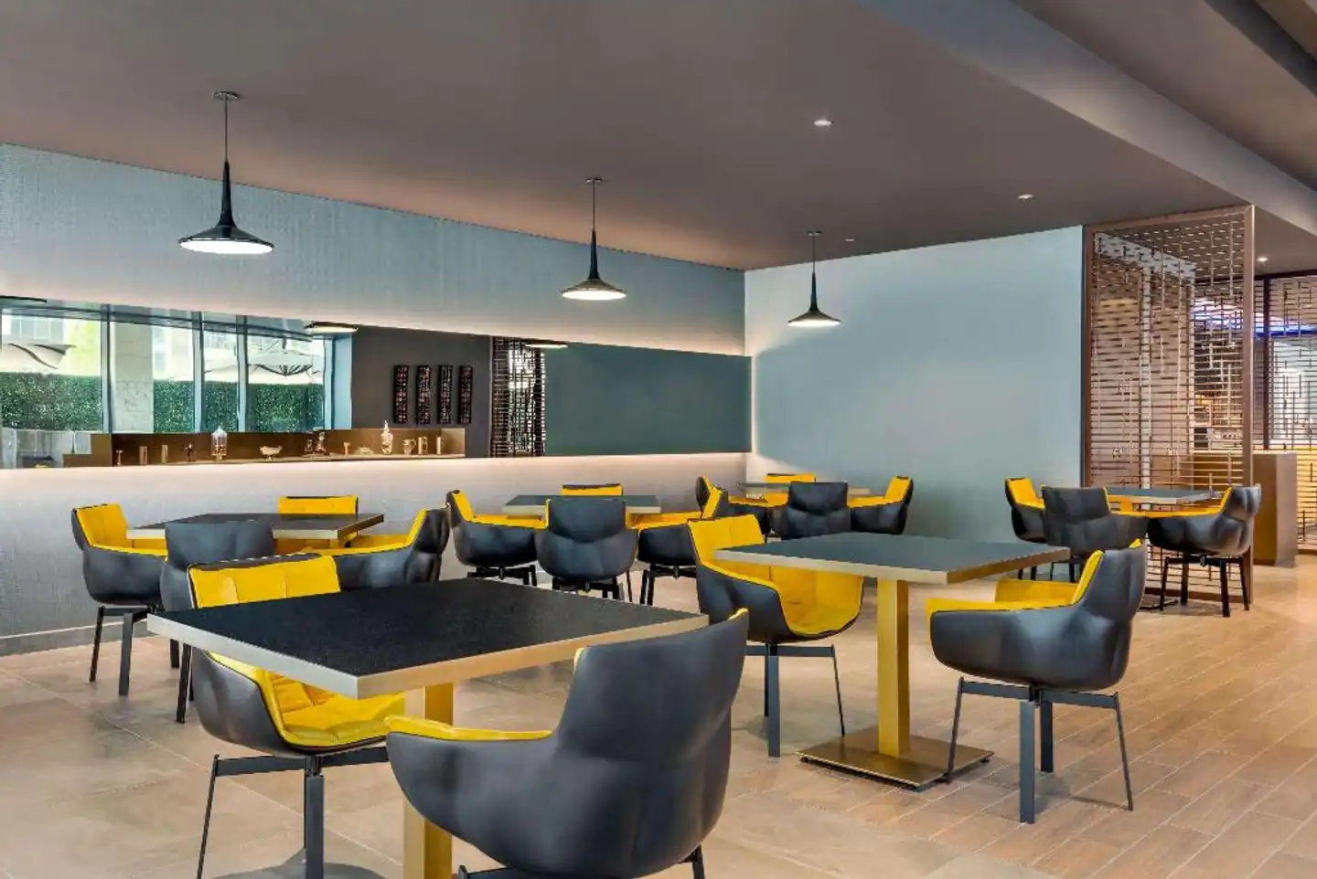 Novotel Dubai Gold District Bar