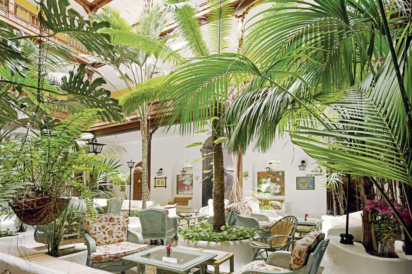 Monopol Lobby