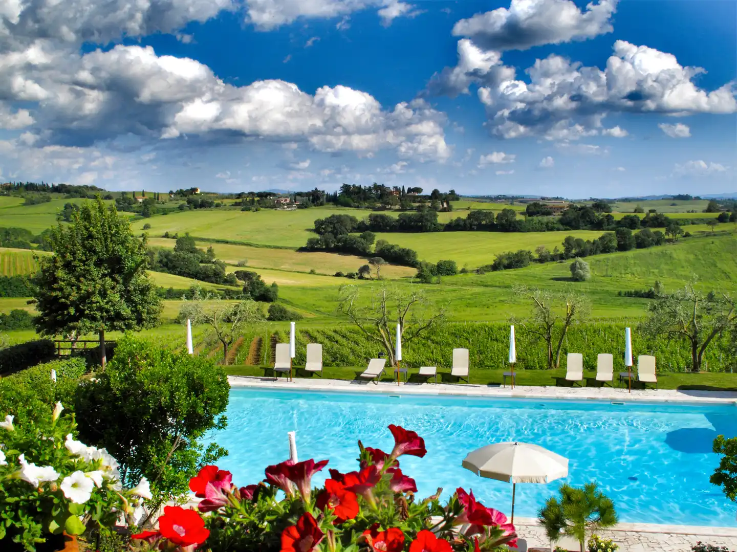 Borgo Tre Rose Hotel & Apartments Pool