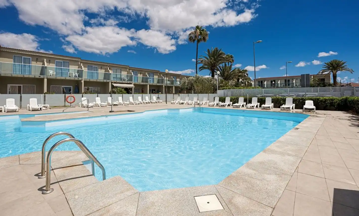 SMARTR Maspalomas Corinto Pool