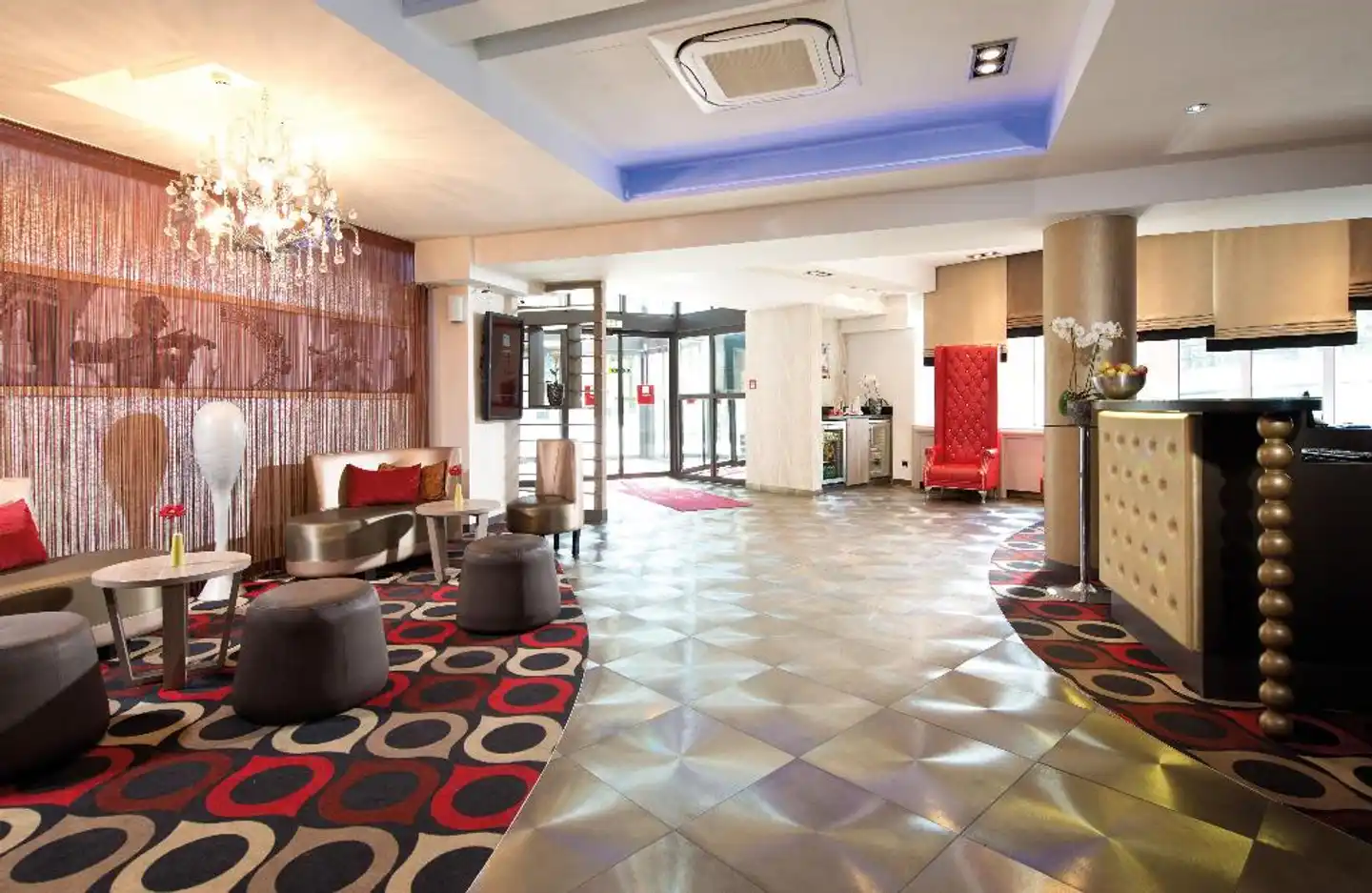 Leonardo Hotel Vienna Westbahnhof Lobby