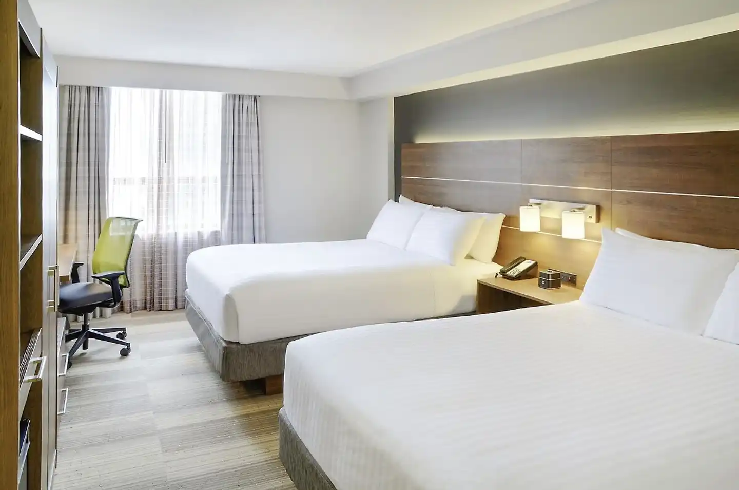 Holiday Inn Express Downtown Toronto Wohnbeispiel