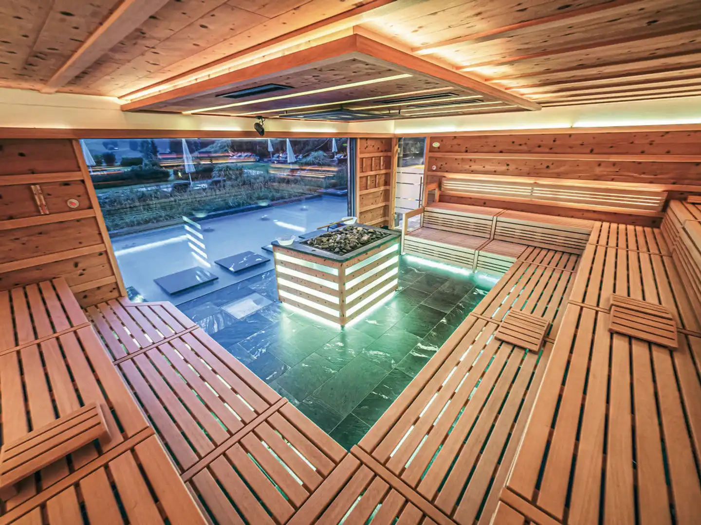 Übergossene Alm Resort Hallenbad