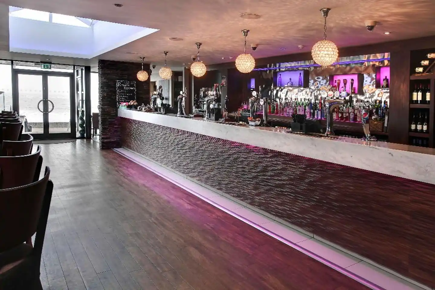 Best Western The Hatfield Hotel Bar