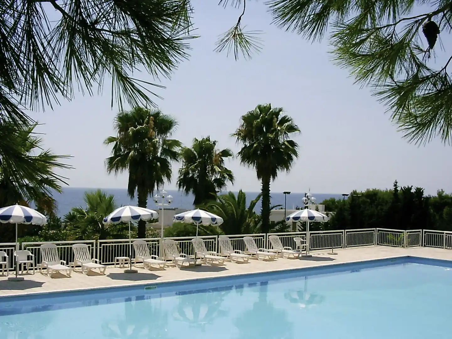 Grand Hotel Riviera Pool